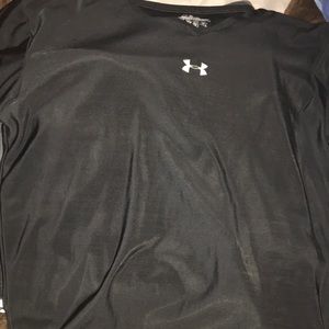 longsleve silk under armour shirt .